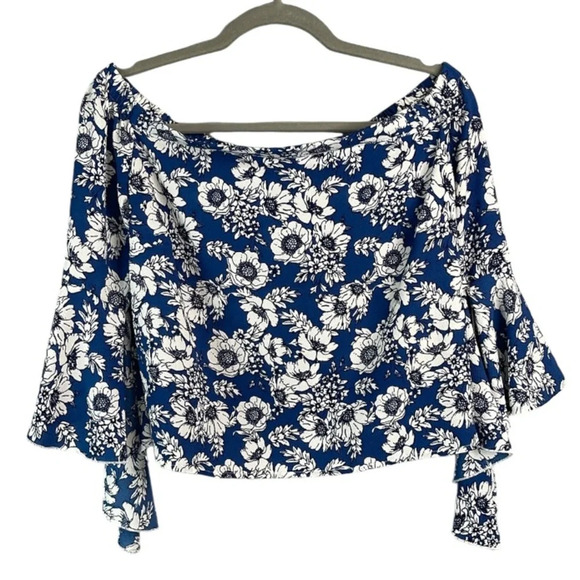 STREETWEAR SOCIETY Floral Print Off The Shoulder Top Blue White Flutter Sleeve S - Picture 2 of 9
